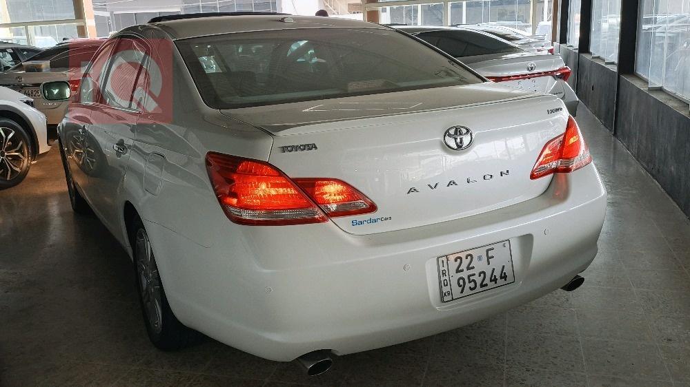 Toyota Avalon